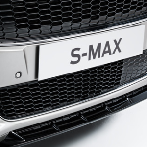 Spodnji del sprednje maske